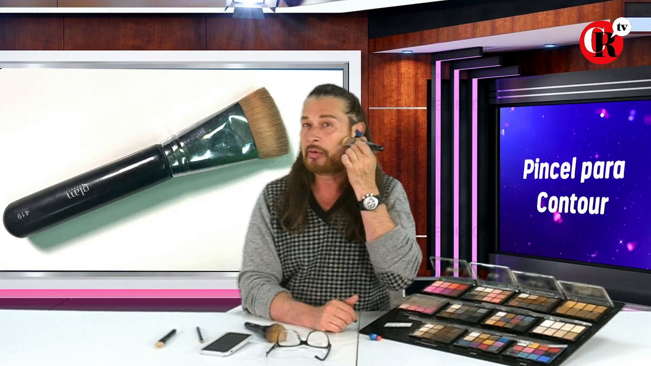 ¡FashiÓN Studio! con Peter Cortés / BB cream y el Kit Básico de pinceles