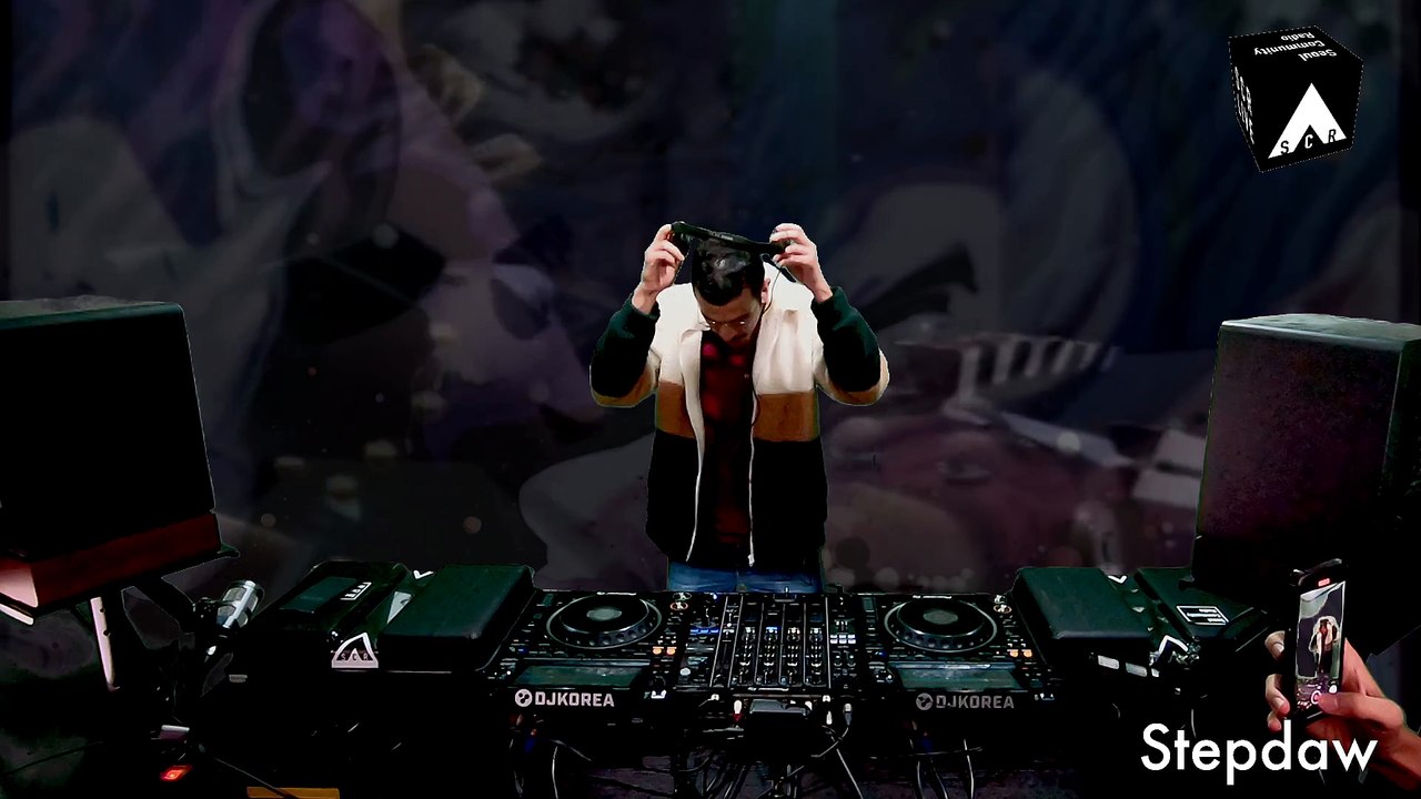 SCR Guestmix - Stepdaw (Into the deep / FR)