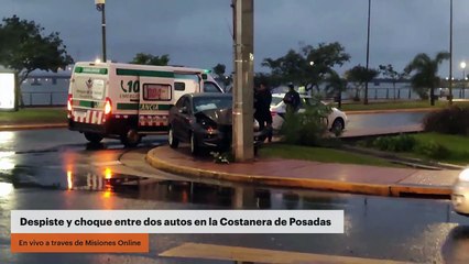 Despiste y choque entre dos autos en la Costanera de Posadas