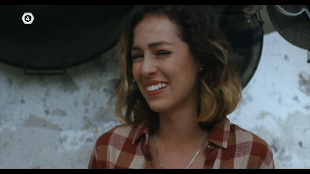 Tv4-CadaDía | Por qué no debes comparar a tu hijo con los hijos de los demás. Las comparaciones entre niños, además de odiosas, son habituales y contraproducentes para que el niño afirme su identidad y tenga una buena autoestima. | #LoViEnTv4 #Identidad