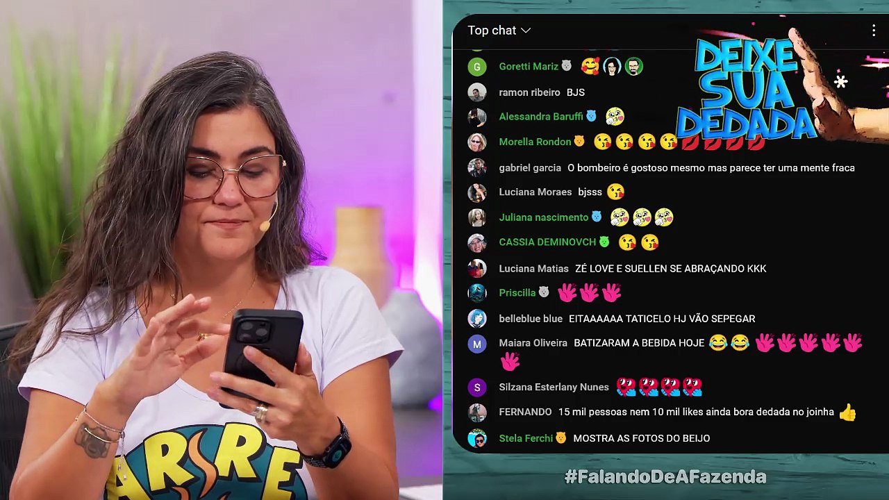 AFazenda16: Flora não suporta mais Suelen e não quer se queimar; Amigas tentam dar um toque