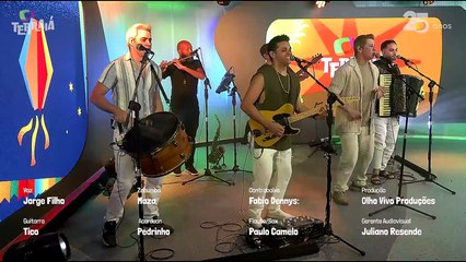 Com 25 anos de banda, Rastapé mantém essência e hits vivos; ouça 'Colo de Menina' e mais