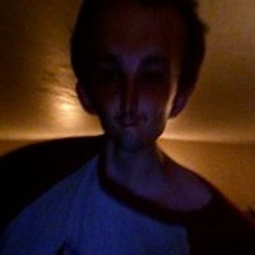 people_on_the_new_gate