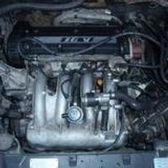 Peugeot_405Mi16