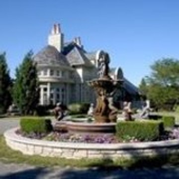 Plaza Fountains
