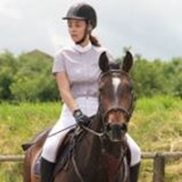 =) Floriane
