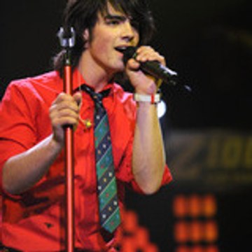 moii-jonas-brothers-fan