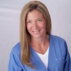 Lori Travers