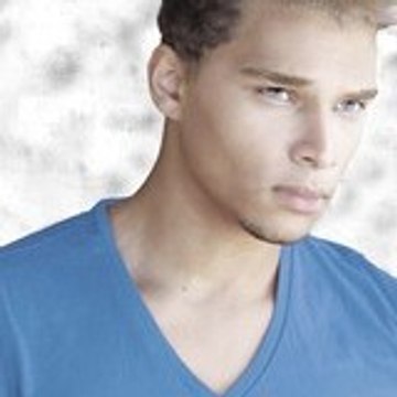 Blare LeVoir Pop Artist singer-songwriter-dancer