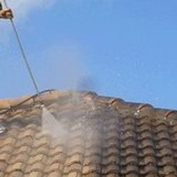 Roof Cleaning