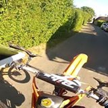 Chris 250 r