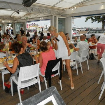 VERO CHANTEUSE