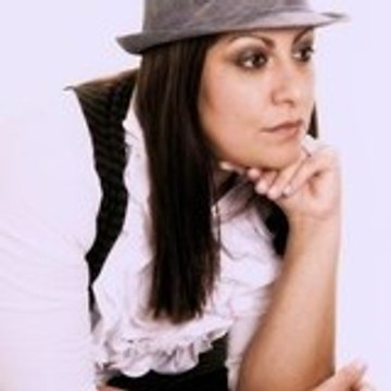 Cantora Gospel Danny de Deus