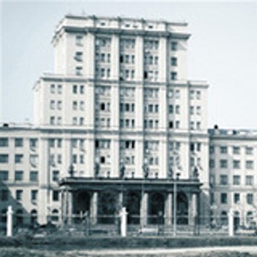 Андрей Новиков