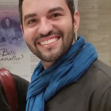 Vinícius Evangelista de Souza Leão