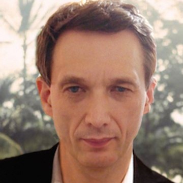 Dr.  Artour Rakhimov