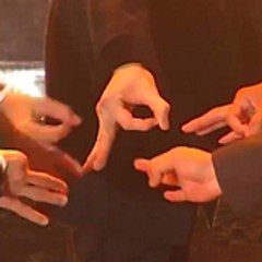 amnos__momo