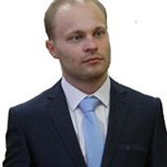 Константин Бездолгов