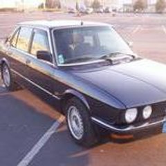 bmwe28