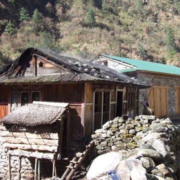 mina thapa