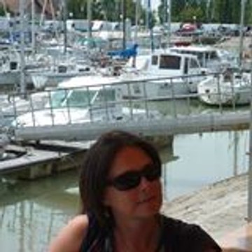 Nadine Girard
