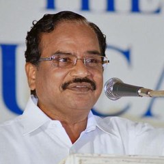 Tamilaruvi Manian