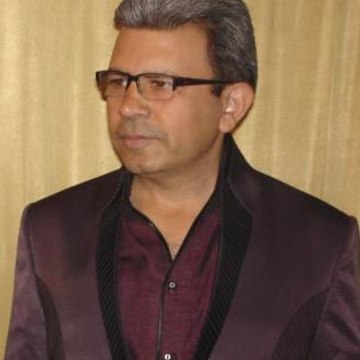Karmalogist Vijay Batra