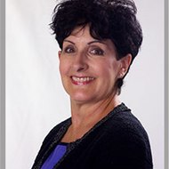 Anne Houston Sells Real Estate