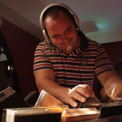 Djpapos