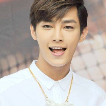 Tôn Nữ Đoan YaLun Angel Vietnam Fansite