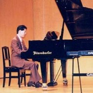 ピアニストぴよぴよ