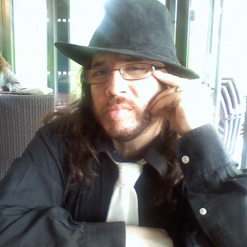 Christ Estevez - journaliste football féminin