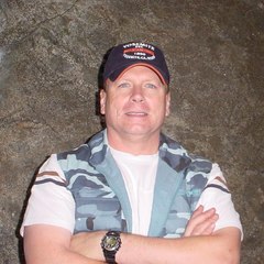 Lance Muller