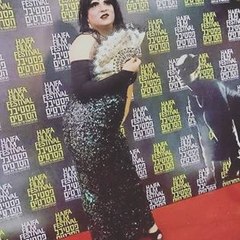 דראג למסיבת רווקות - מיס דובדבן