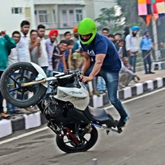 Honeysandhu.Stunts