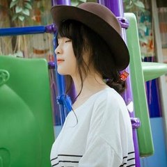Moni Roth Kheng