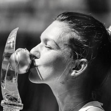 FansOfSimonaHalep