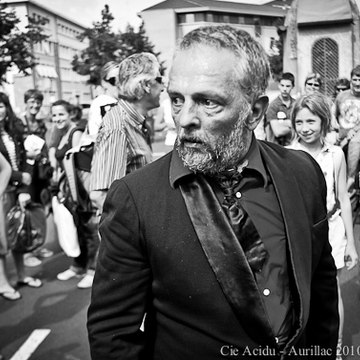 LA BARAQUE A FONDU(E) Jacot Martin