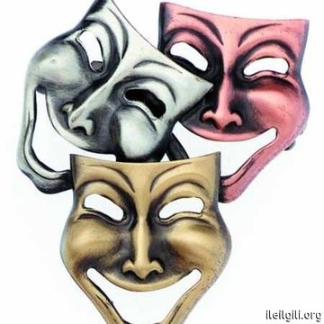 Gülüş ömrü uzadır