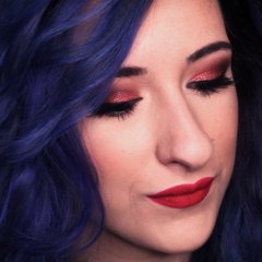 Debby Make up and Nails