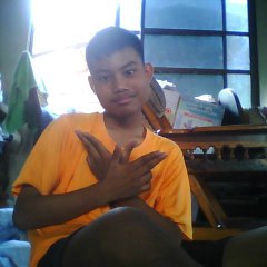 วัชรพล เขียวสีม่วง