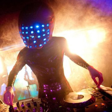 DJ Freak - диджей, MC, шоумен с 2001 года