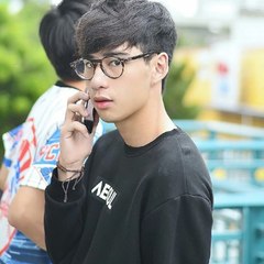 어스