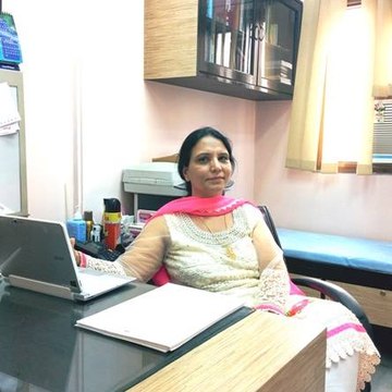 Dr Ruby Sehra