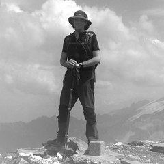Fast-Hiking Courses