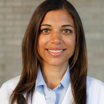 CharlafisherSpineSpecialist