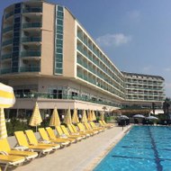 Hedef Beach Resort & Spa Hotel