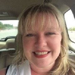 Lindsay J Eli