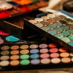 MakeupWorld
