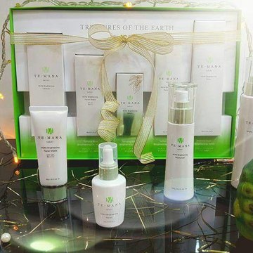 TeMana Tahiti Noni Brightening, O813-8245-8258